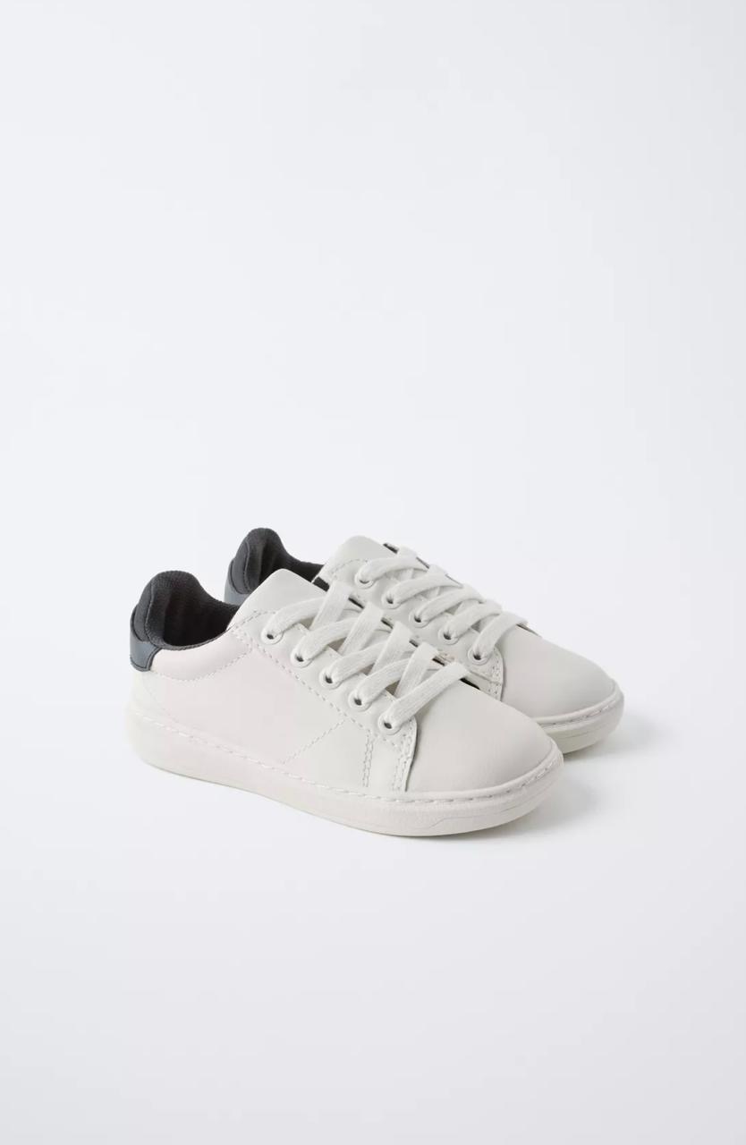 Baskets ZARA tennis basiques pointure 25