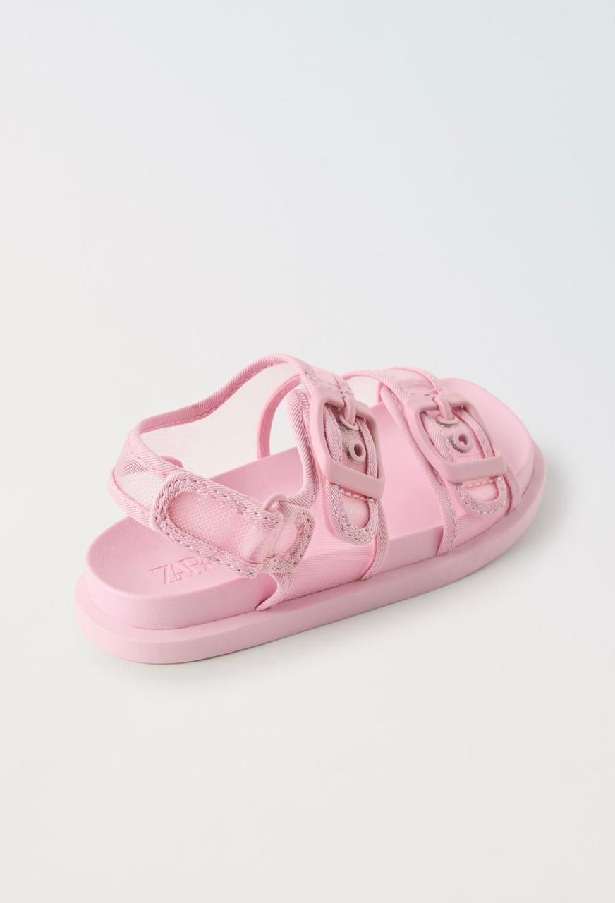 Sandale ZARA rose à boucles pointure 25