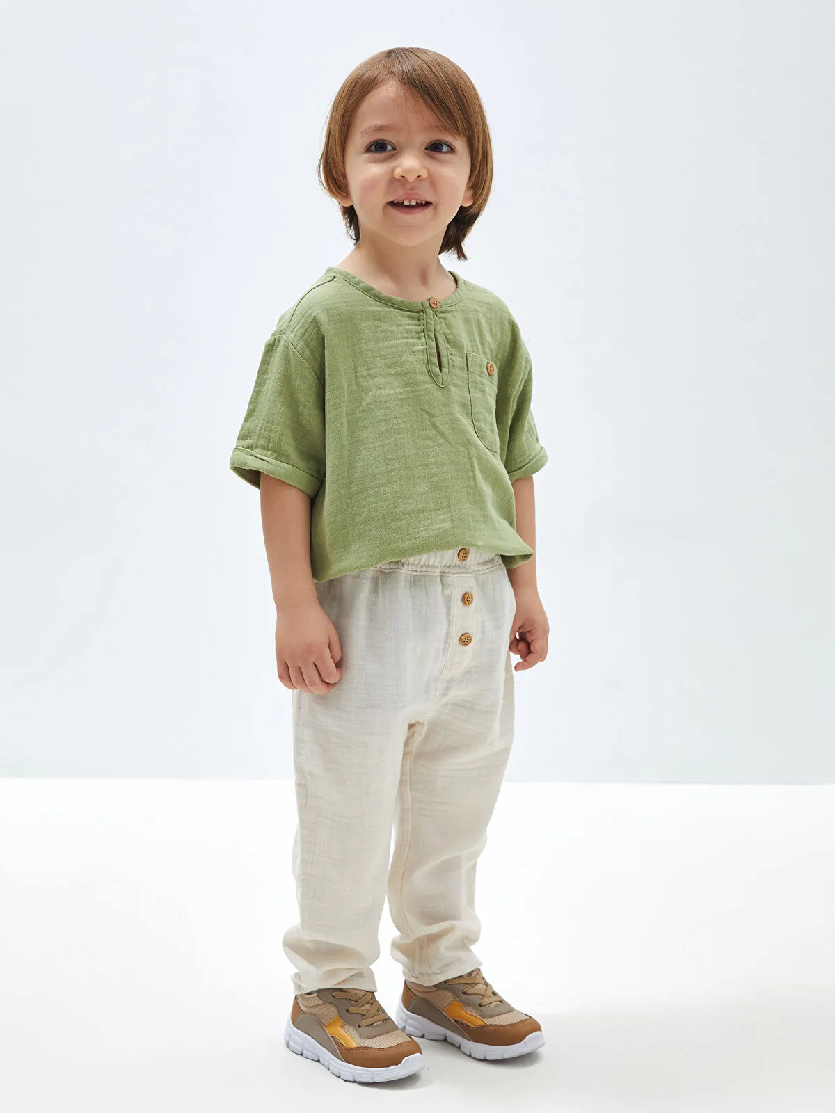 Tenue Lc Waikiki en lin 4-5 ans 104-110cm