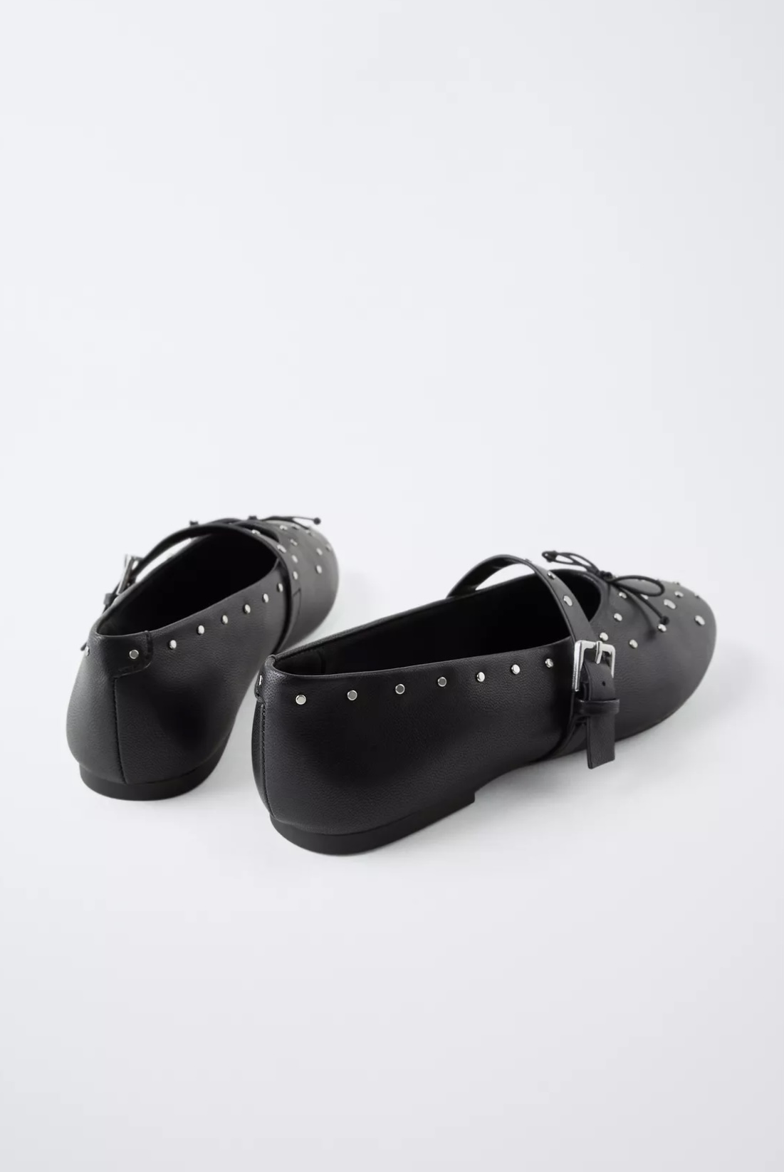 Ballerines ZARA cloutées pointure 34