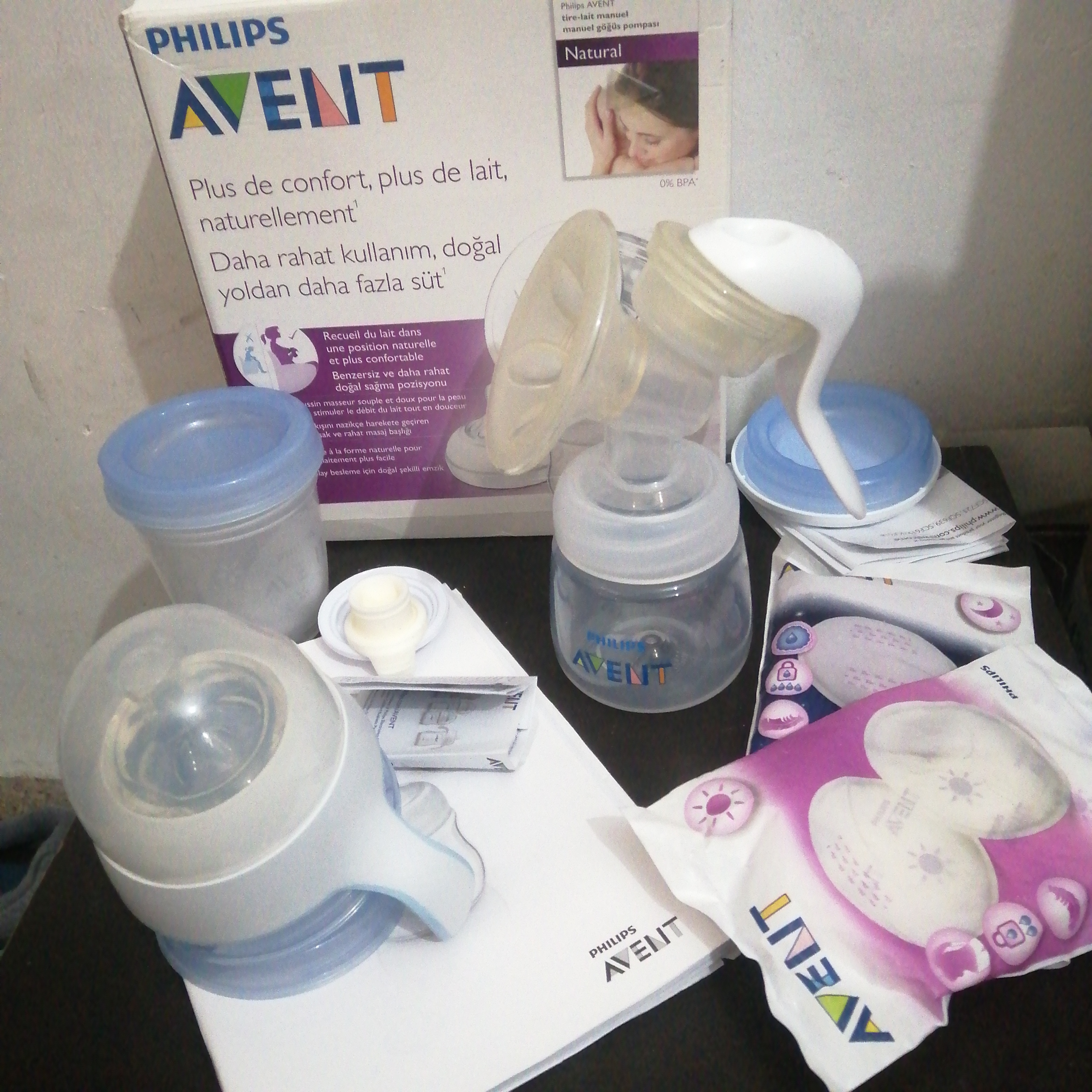 Tire lait Philips Avent +coussins +boîtes