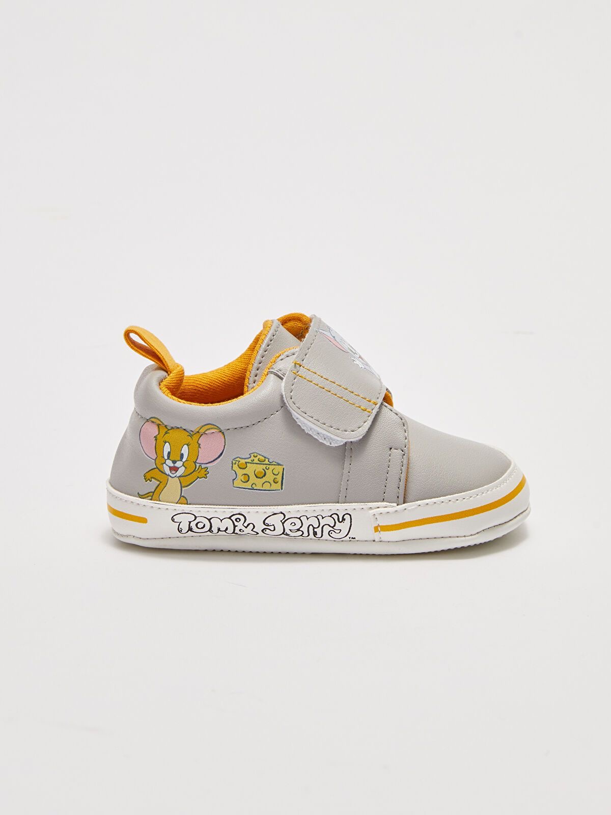 Chaussures lc Waikiki Tom & Jerry pointure 16 (0-3 mois)