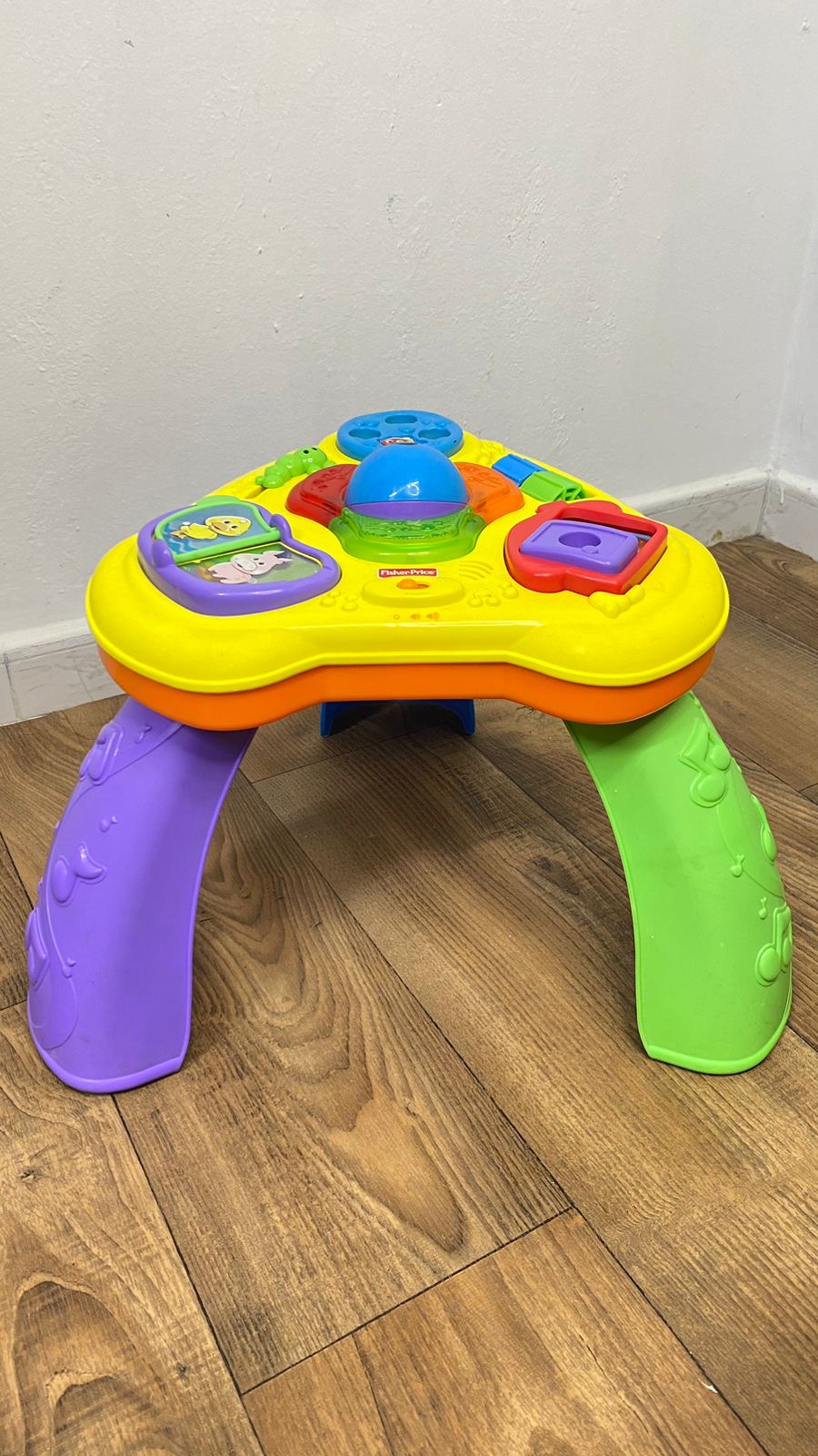 Table d’activité et d’éveil musicale et lumineuse fisher Price ref88