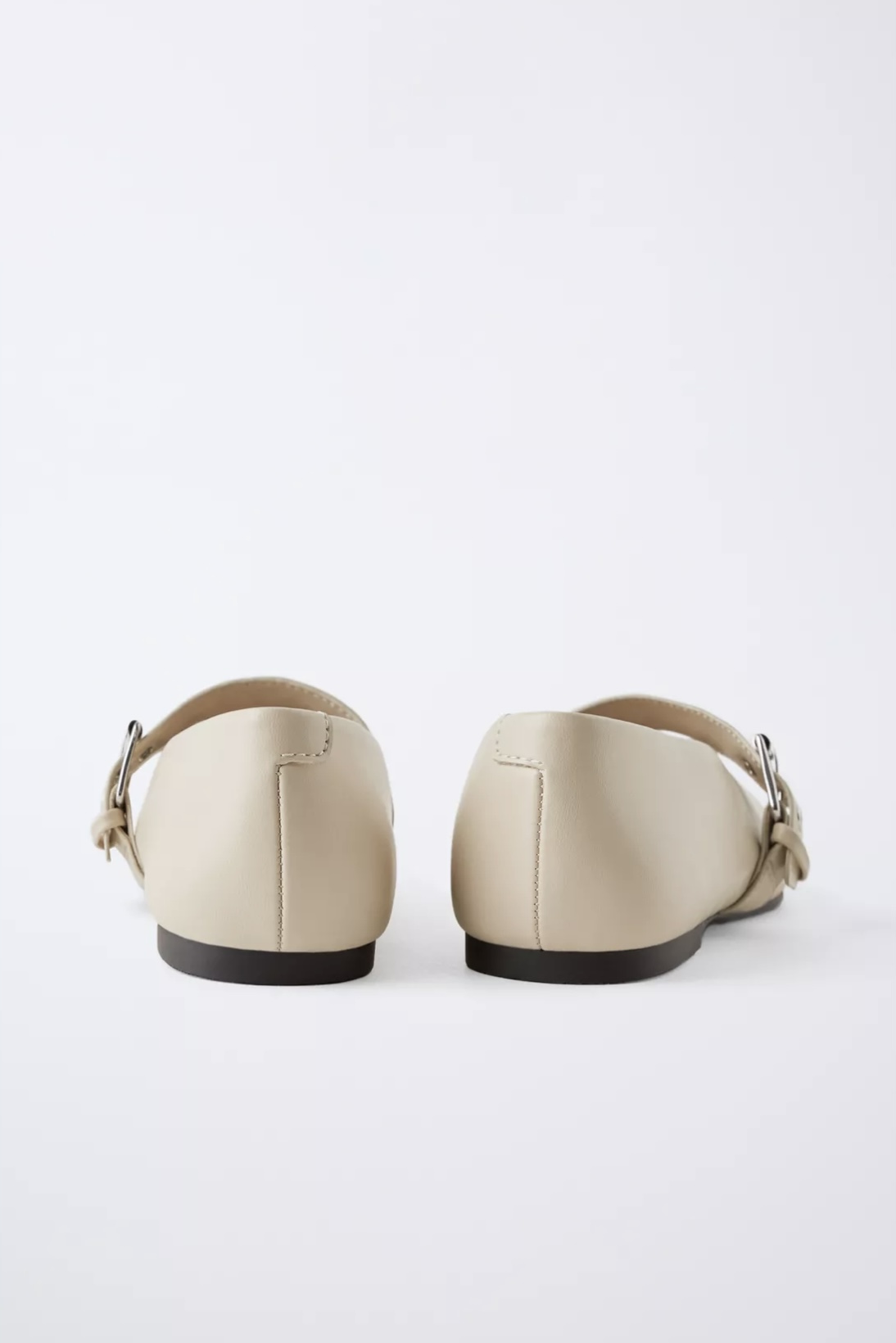 Ballerines ZARA à boucle pointure 30