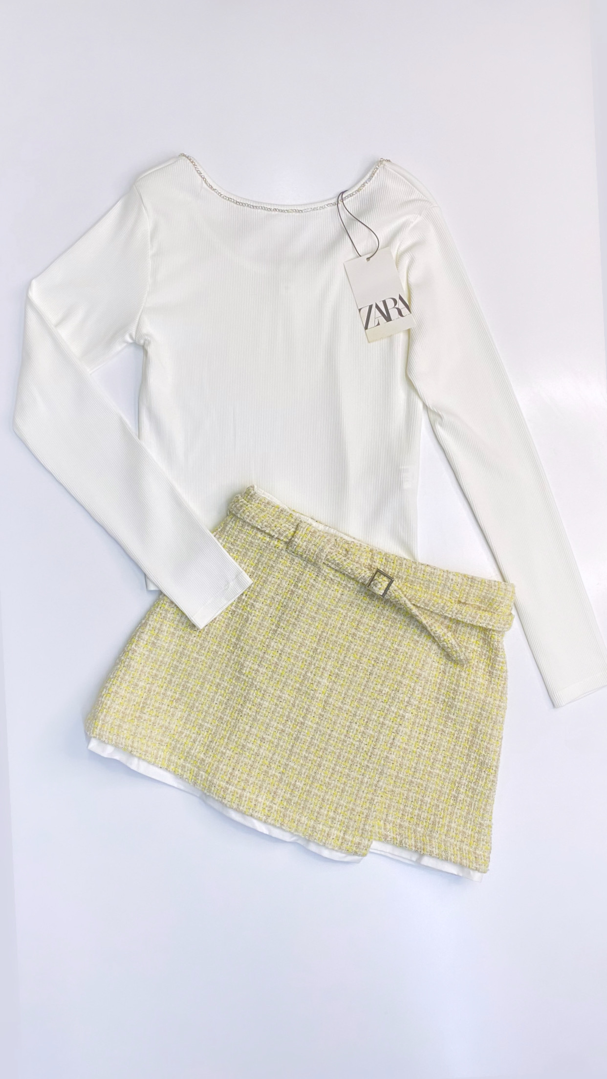 Tenue Aid total look ZARA pull côtelé à strass avec jupe porte-feuille à ceinture 13-14 ans 164cm