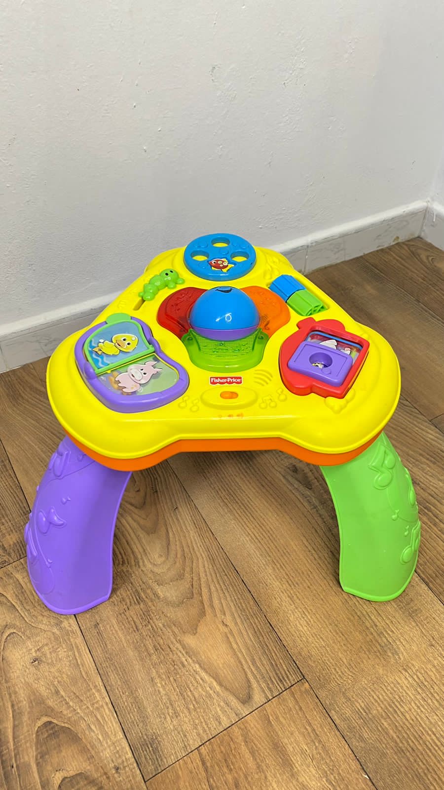 Table d’activité et d’éveil musicale et lumineuse fisher Price ref88