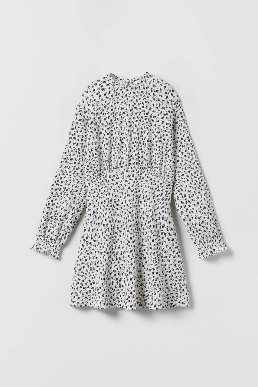 Robe ZARA à fleurs noires 6 ans