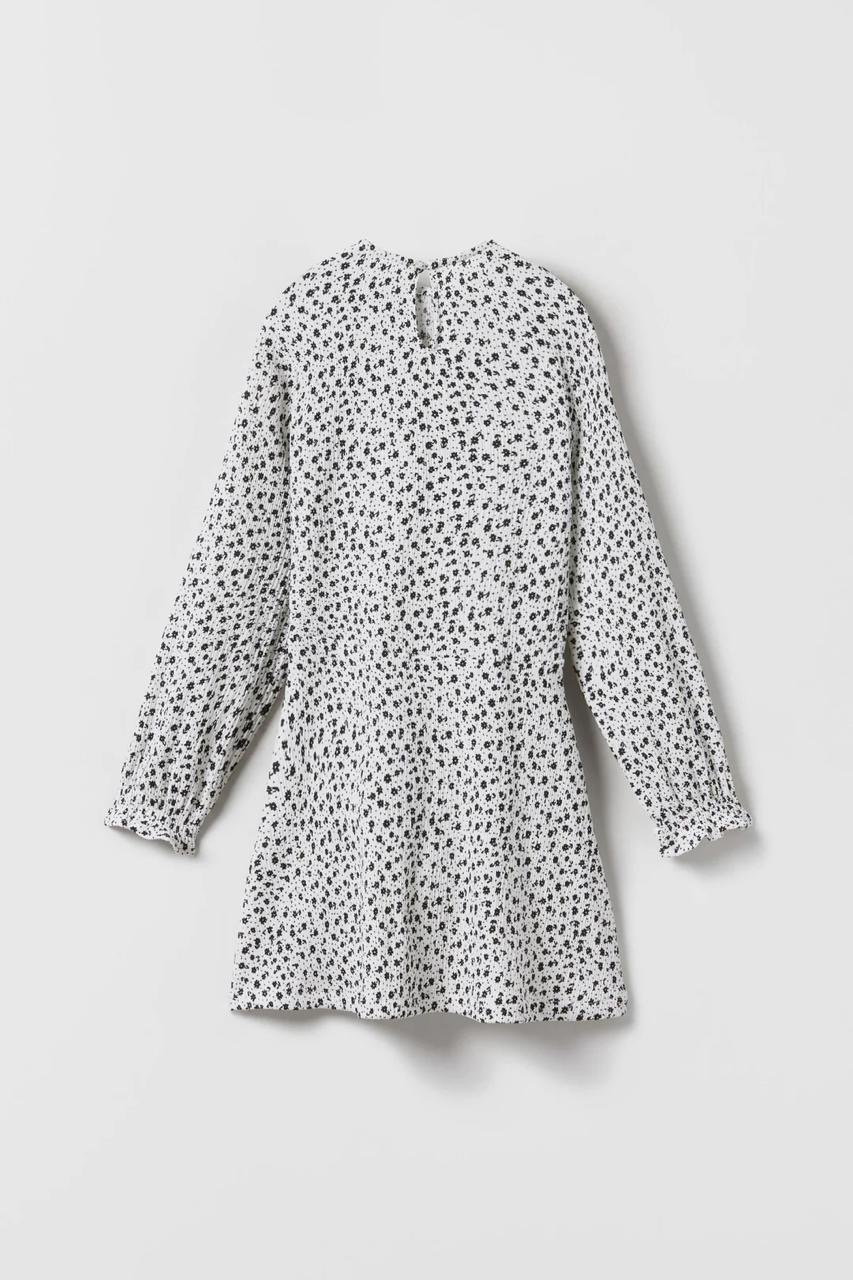 Robe ZARA à fleurs noires 6 ans