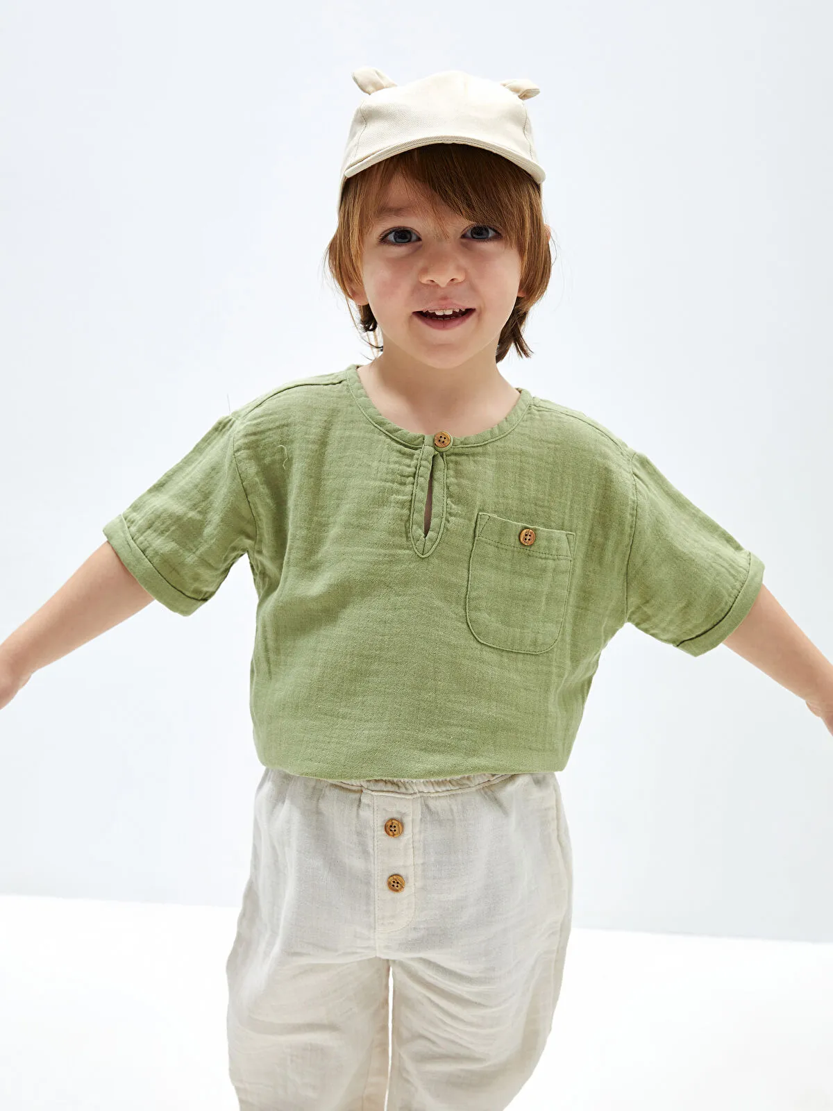Tenue Lc Waikiki en lin 4-5 ans 104-110cm