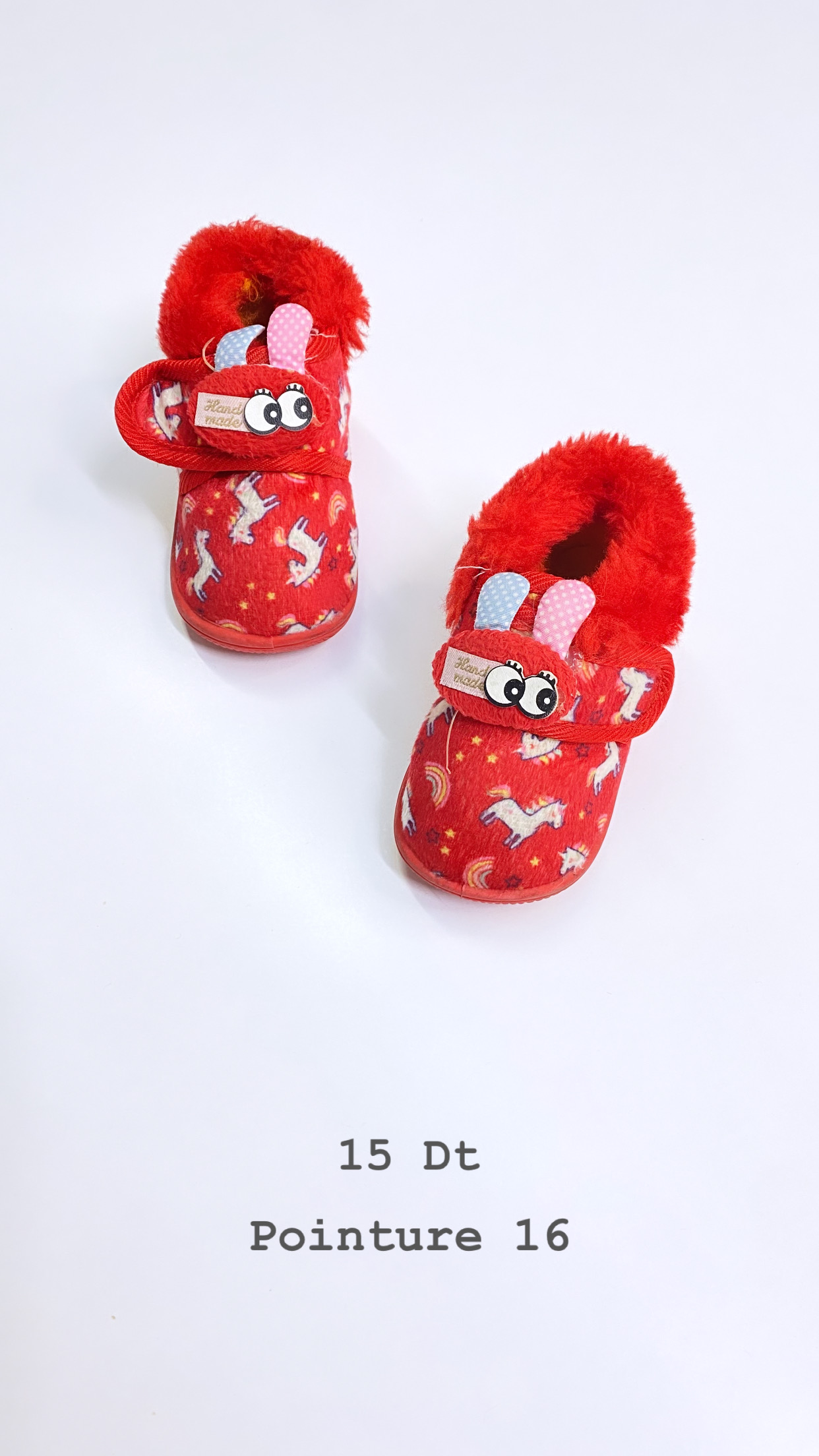Pantoufles en rouge pointure 16