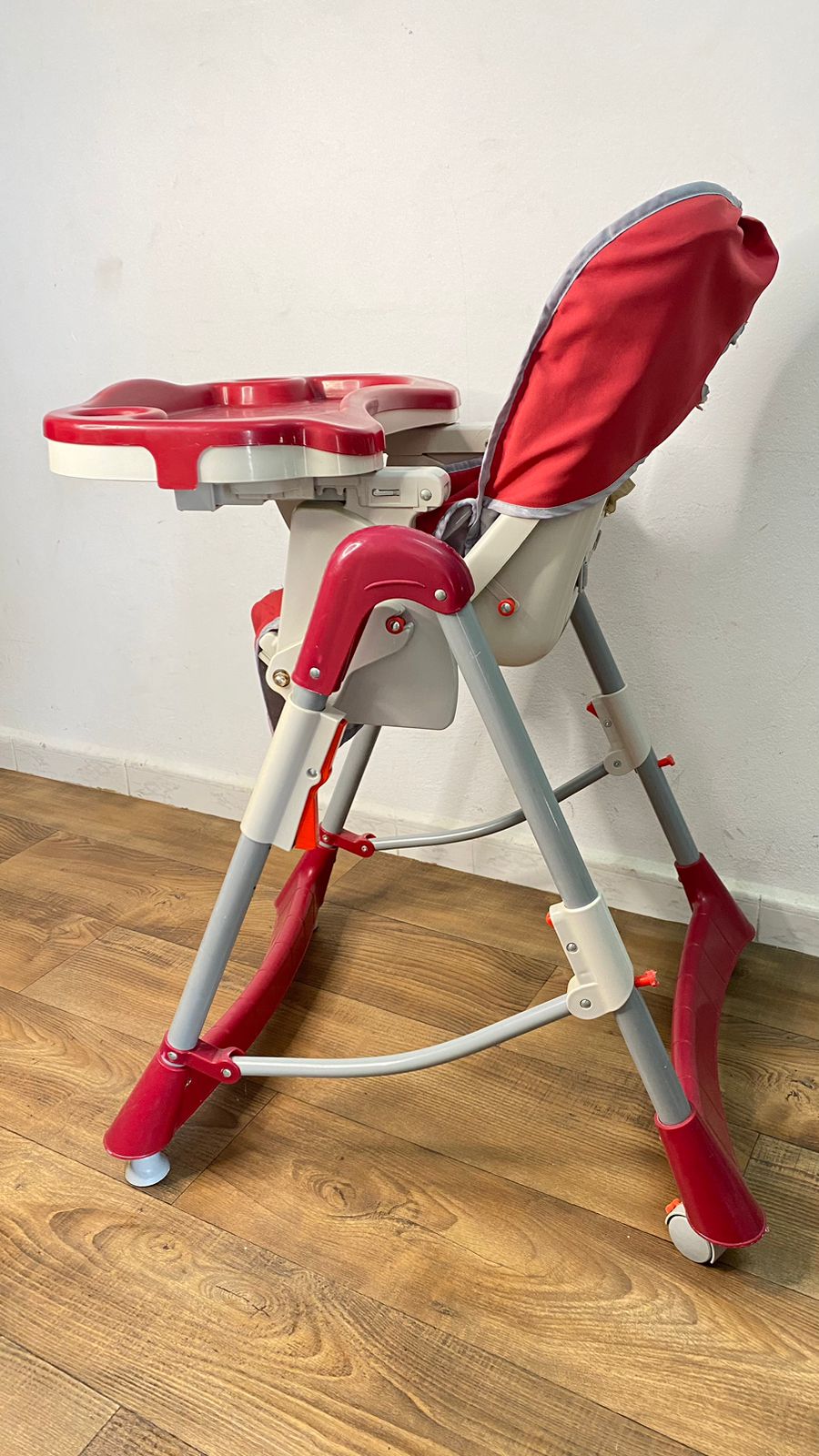 Chaise haute bébé réf88