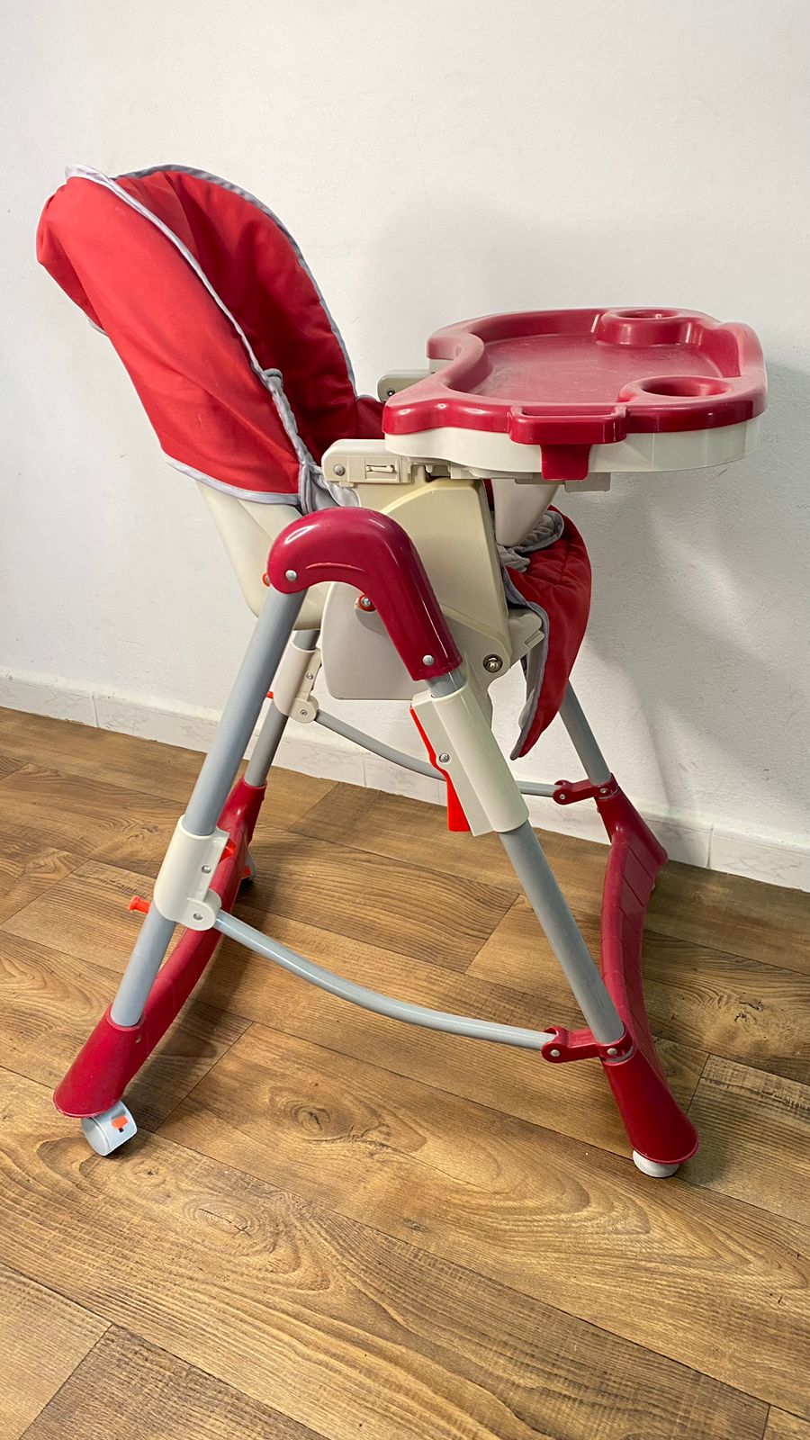 Chaise haute bébé réf88