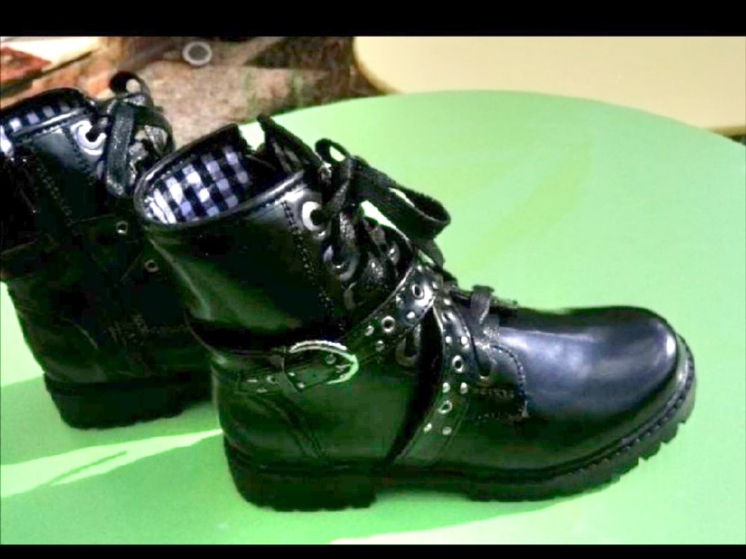Superbes bottines pointure 32