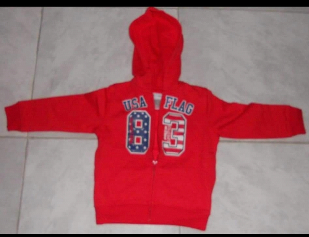 Superbe sweat 3 ans marque la redoute