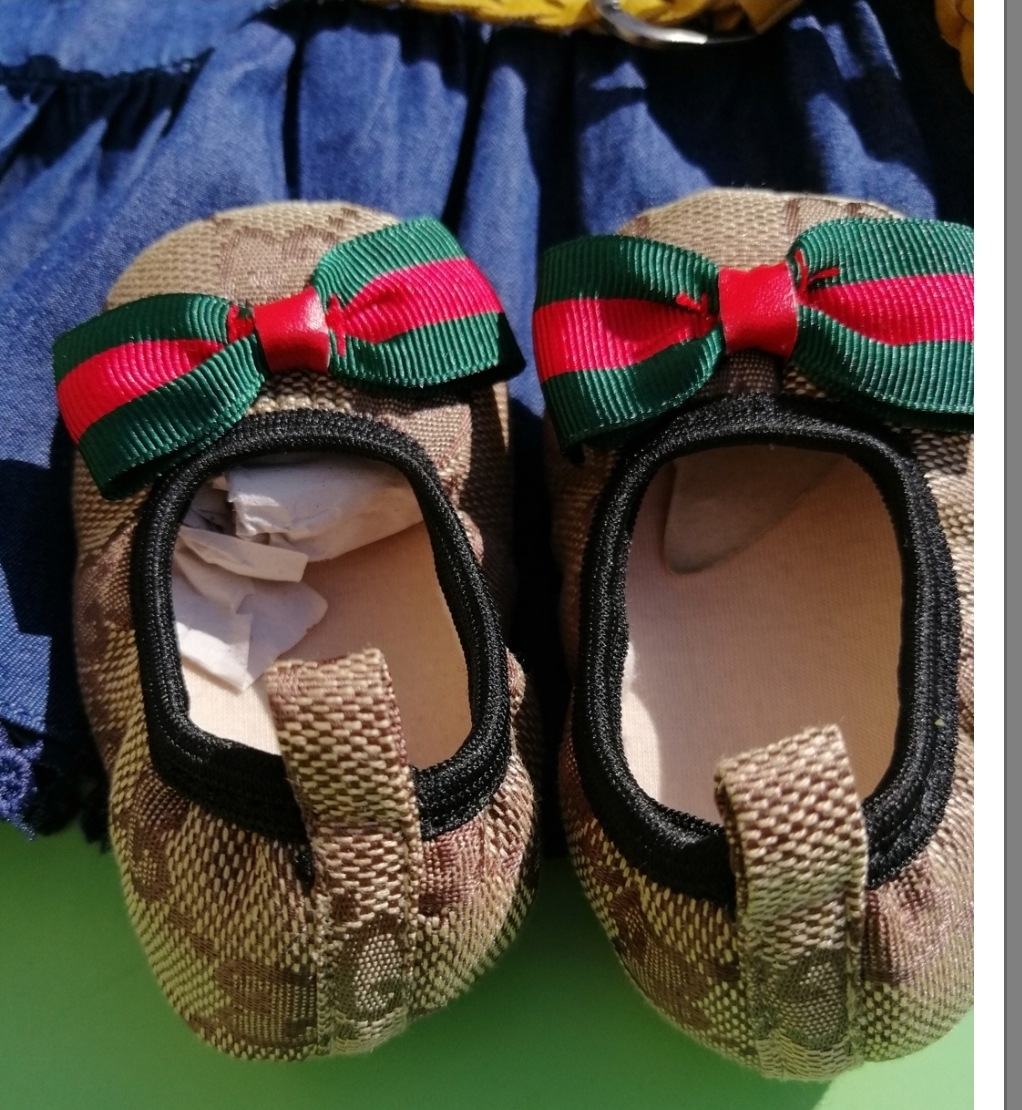 6 mois superbe chaussures
