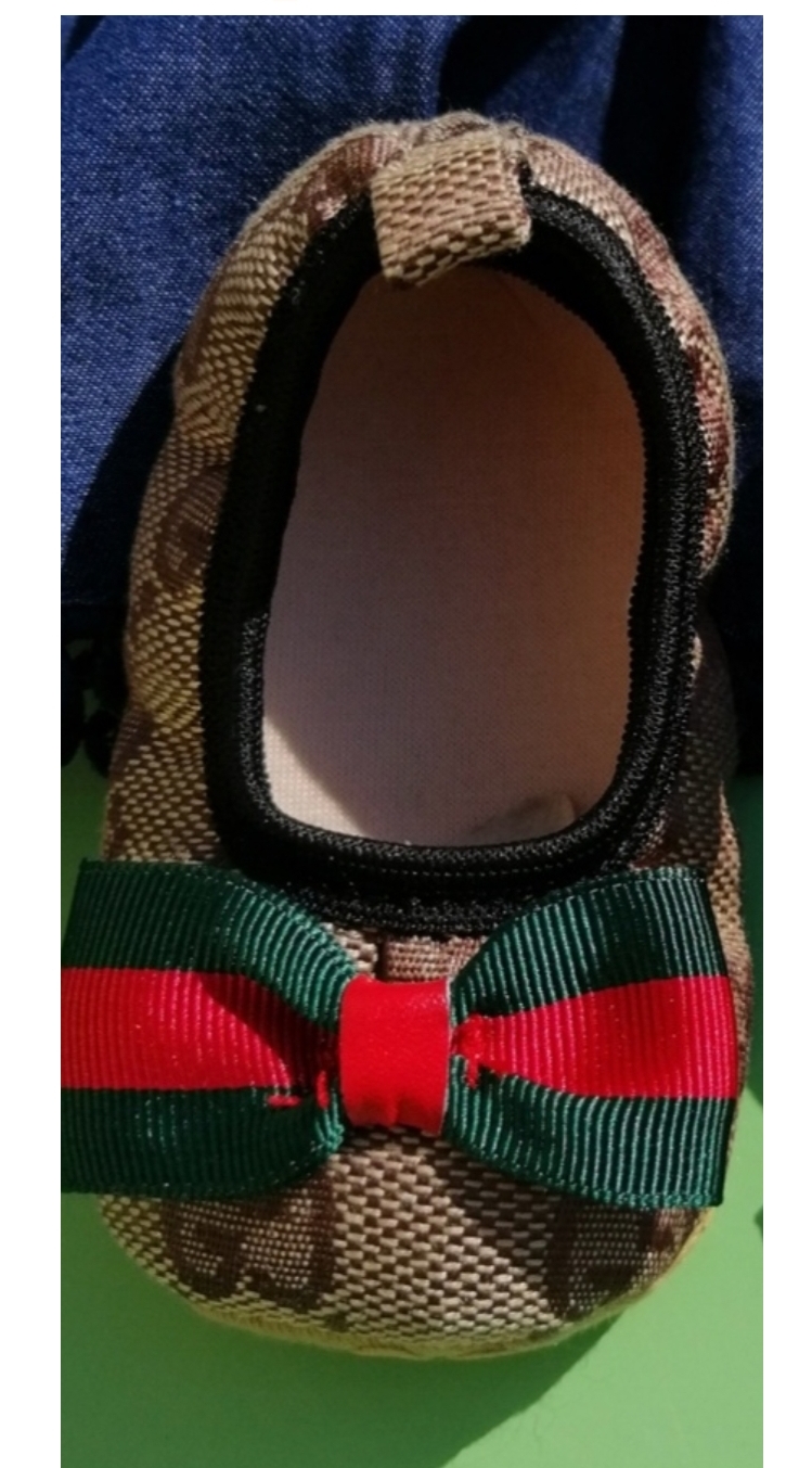 6 mois superbe chaussures