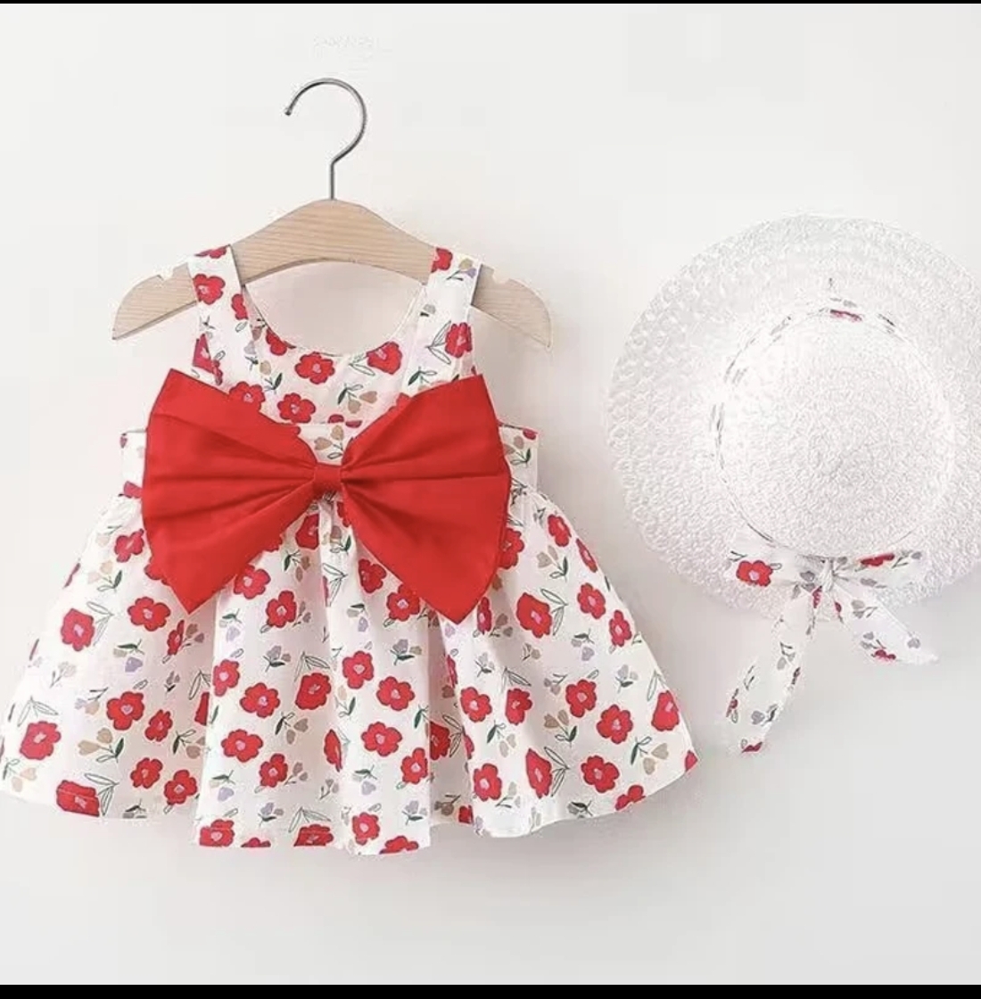 Superbe tenue robe + chapeau