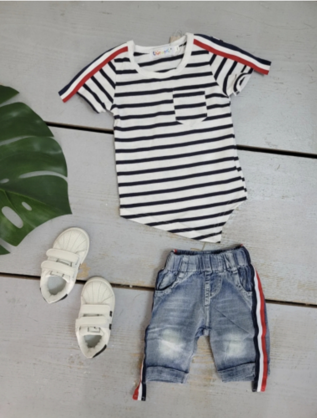Superbe tenue 6 mois