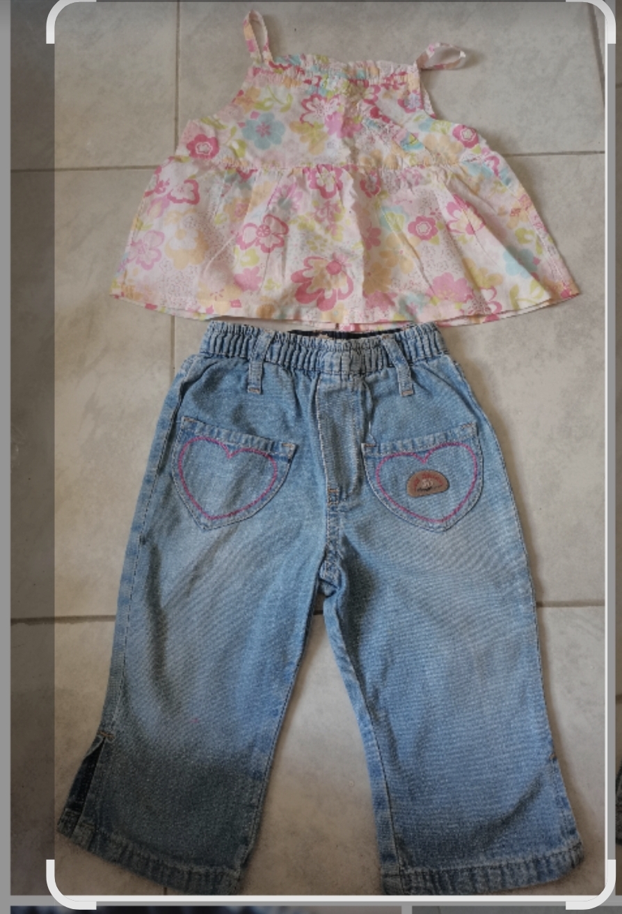 12 mois superbe tenue état parfait