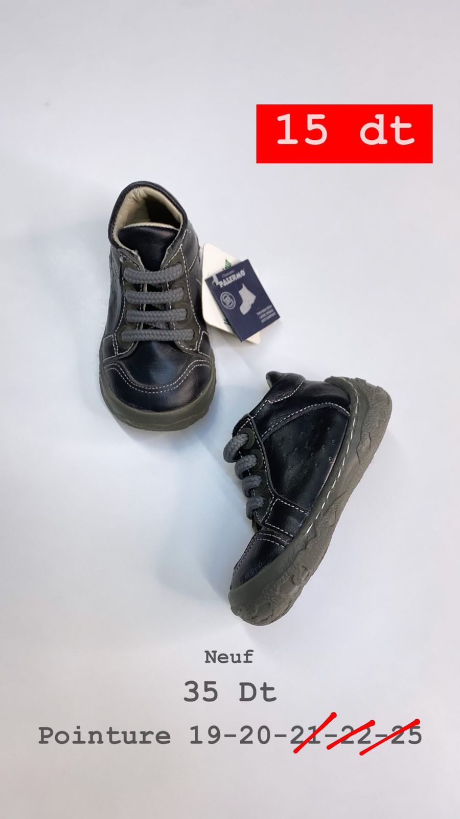 Chaussures en noir pointure 20
