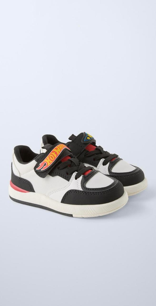 Baskets ZARA tennis Hot Wheels Mattel pointure 22