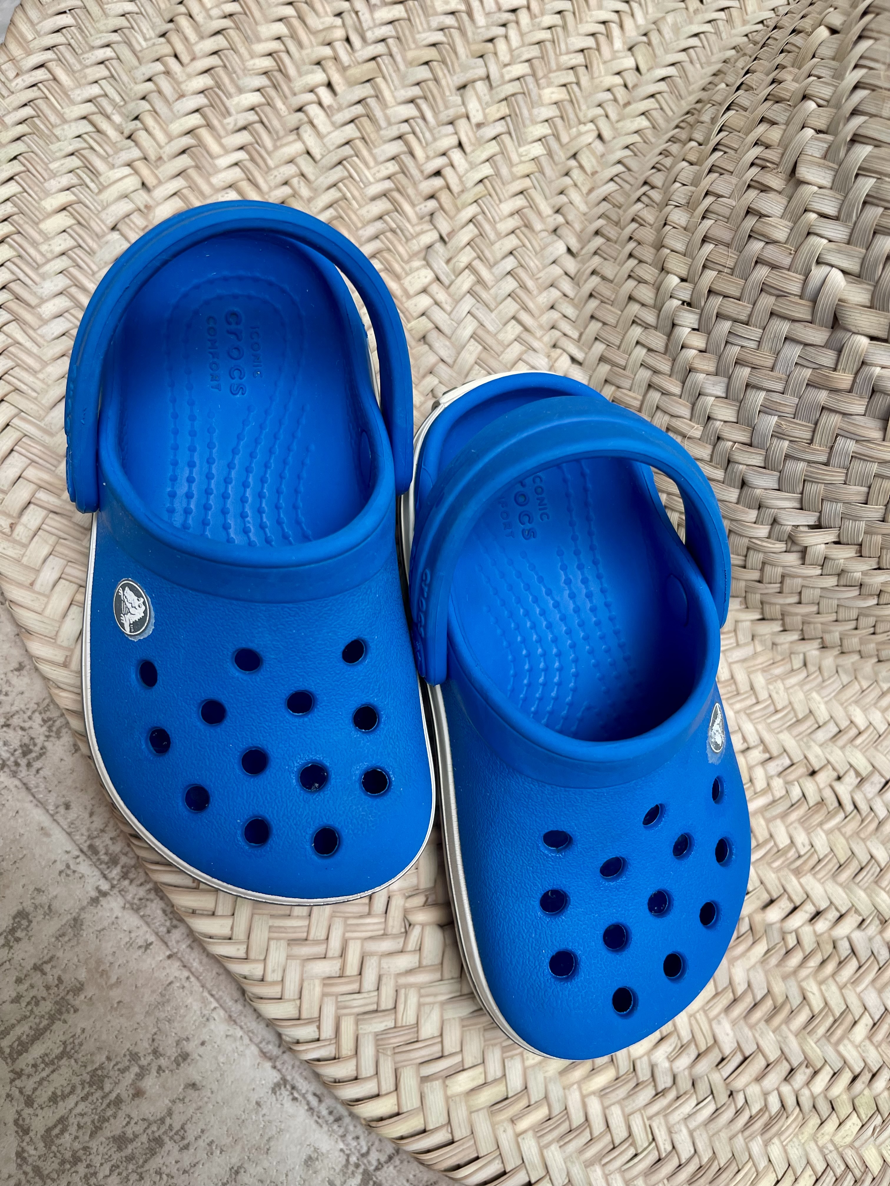 Crocs authentique pointure 19