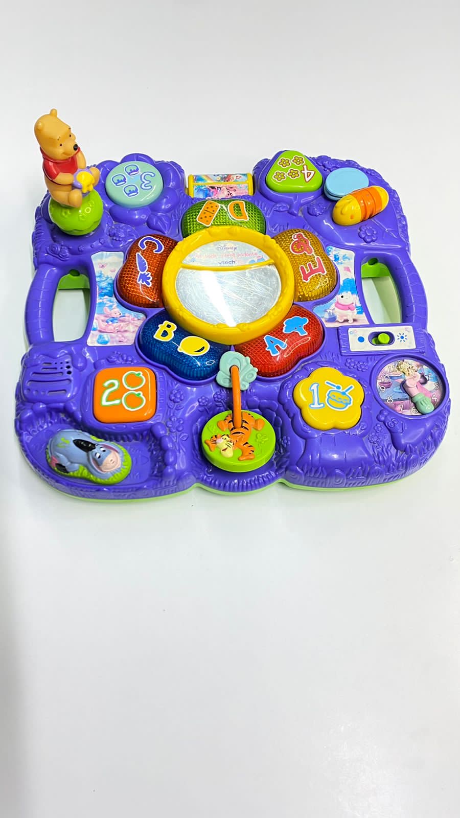 Tableau d’activité et d’éveil musicale et lumineuse Vtech Disney Winnie le Pooh ref40