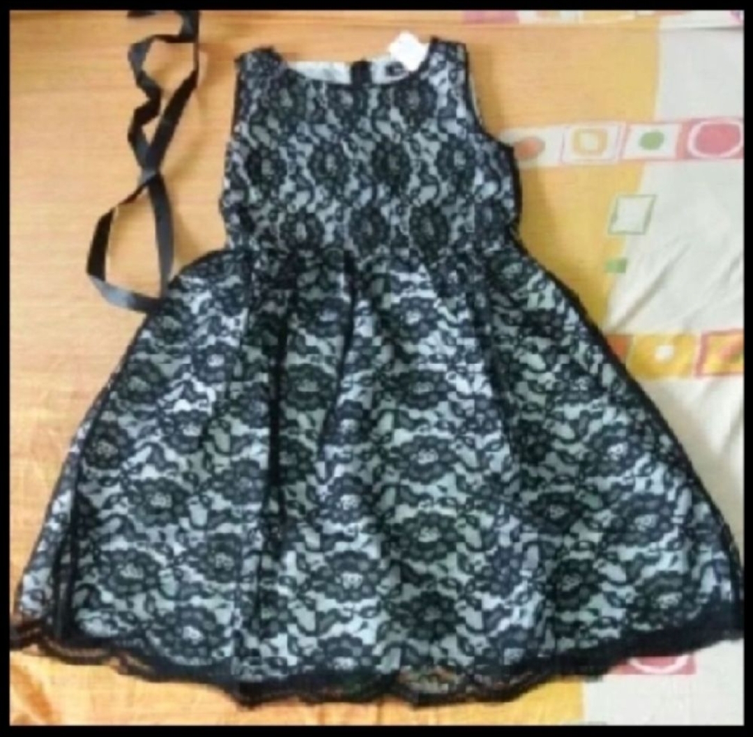8 ans superbe robe