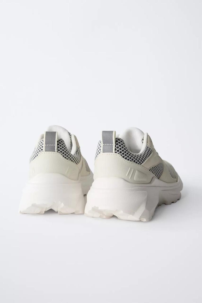 Baskets ZARA en résille pointure 30