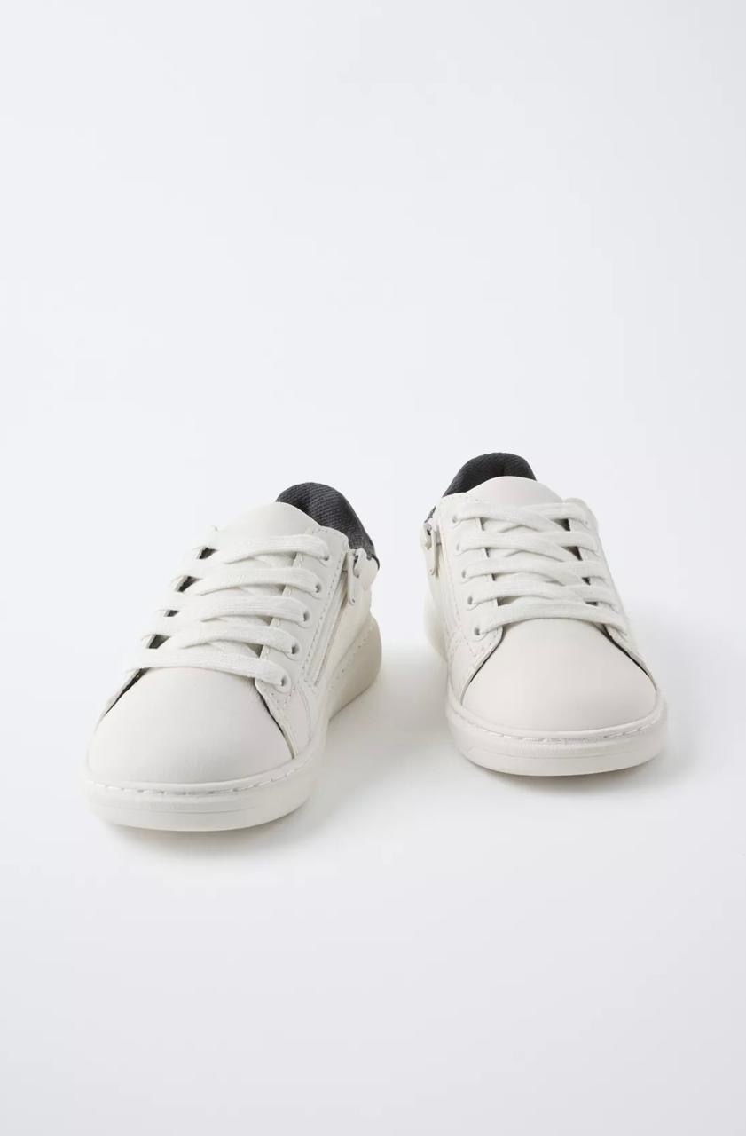 Baskets ZARA tennis basiques pointure 25