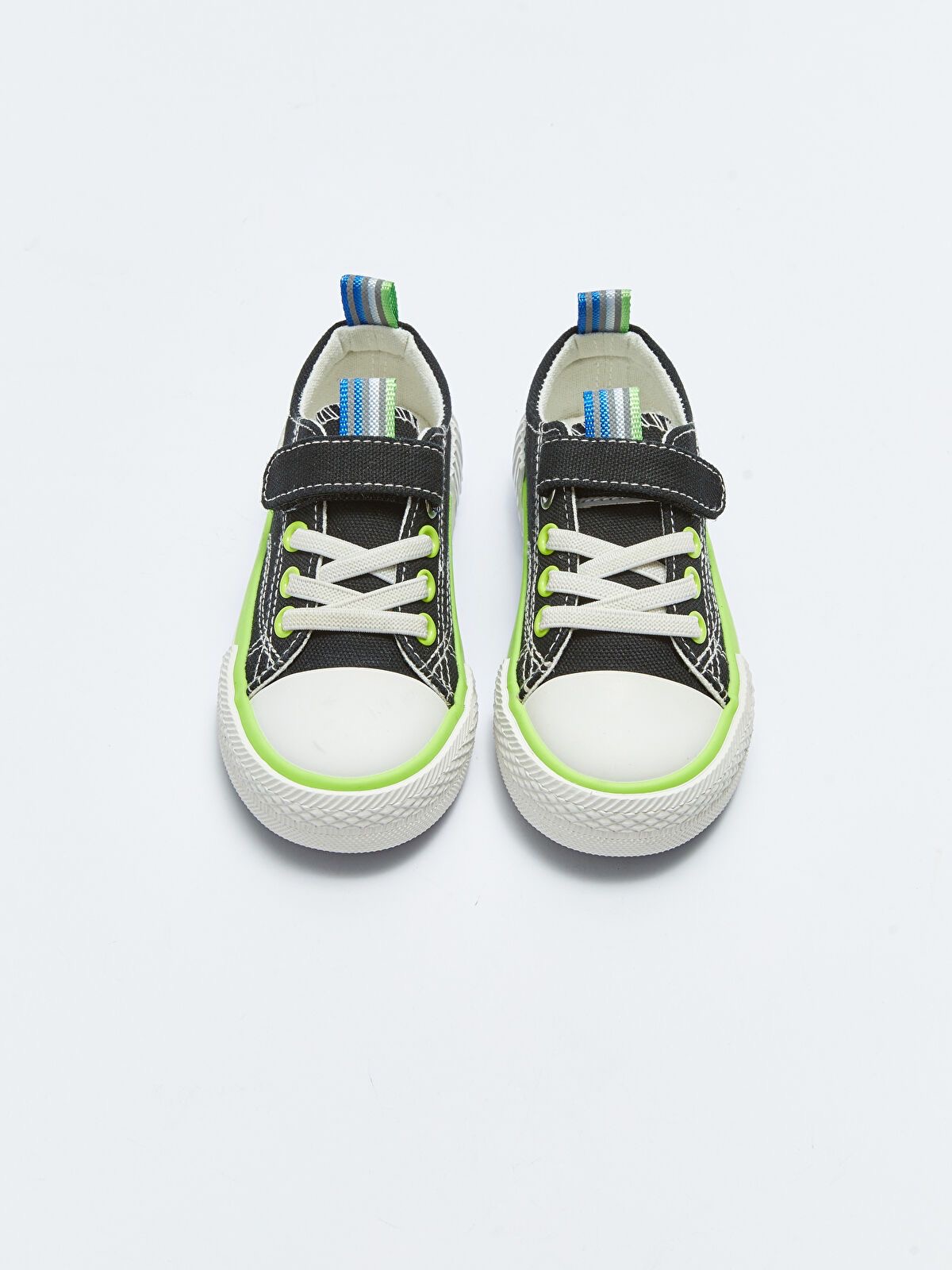 Baskets Lc Waikiki style converse pointure 25