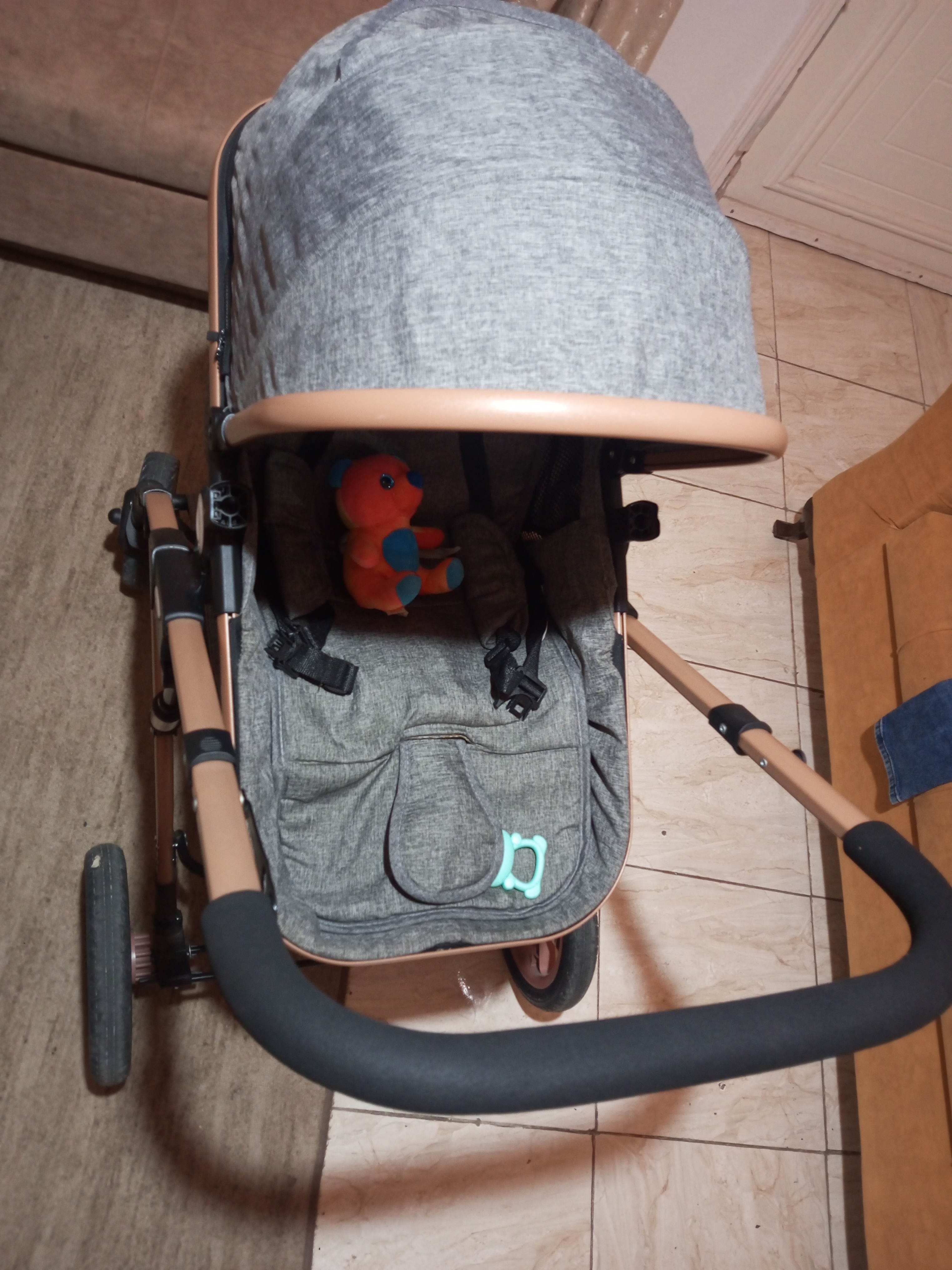 Je met en vente poussette landeau