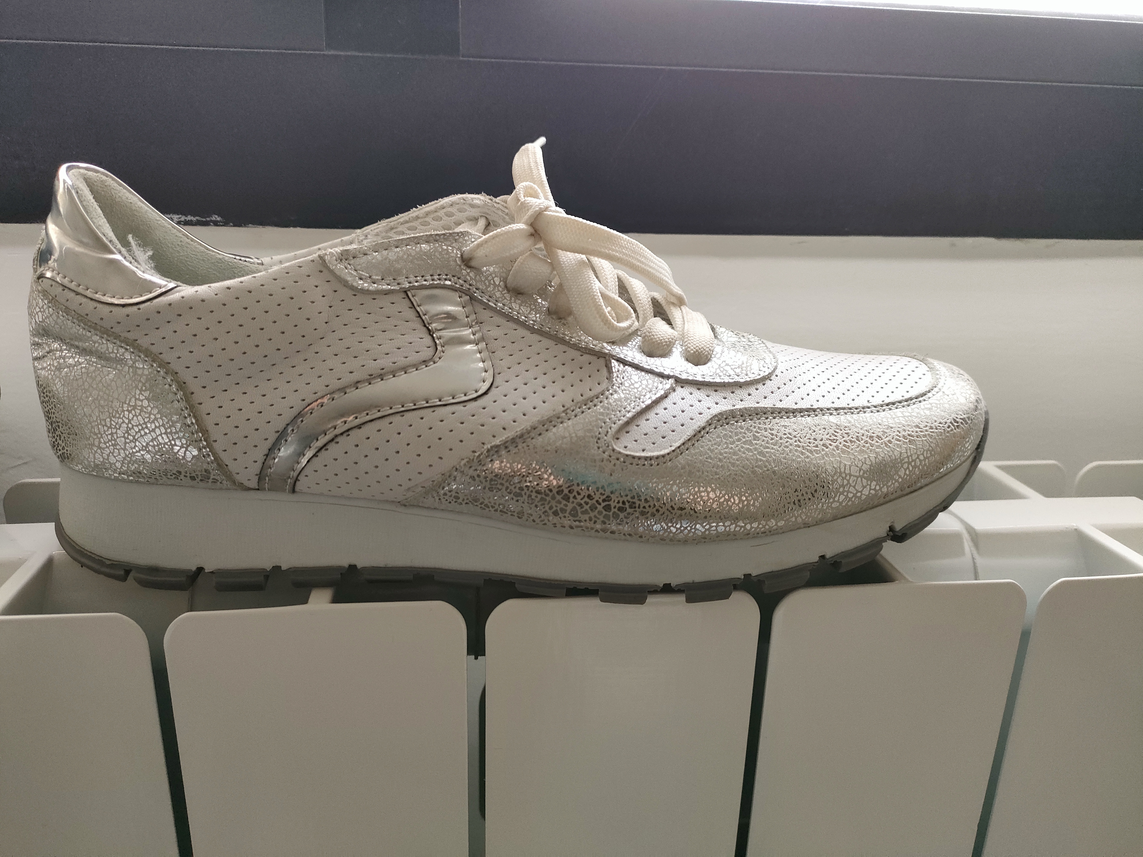 Espadrilles blanches silver en excellent état