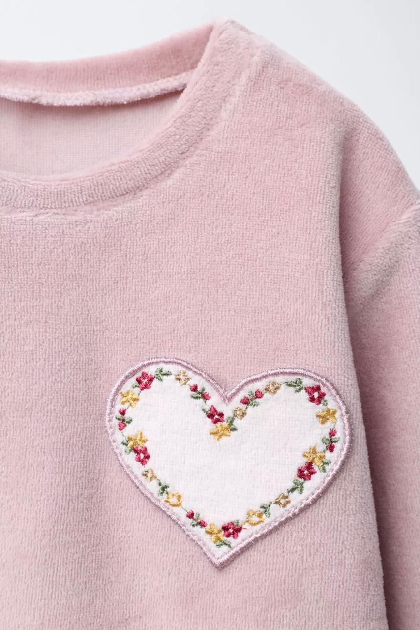 Pyjama Deux Pièces En Velours Poche Cœur Et Imprimé Fleuri Zara