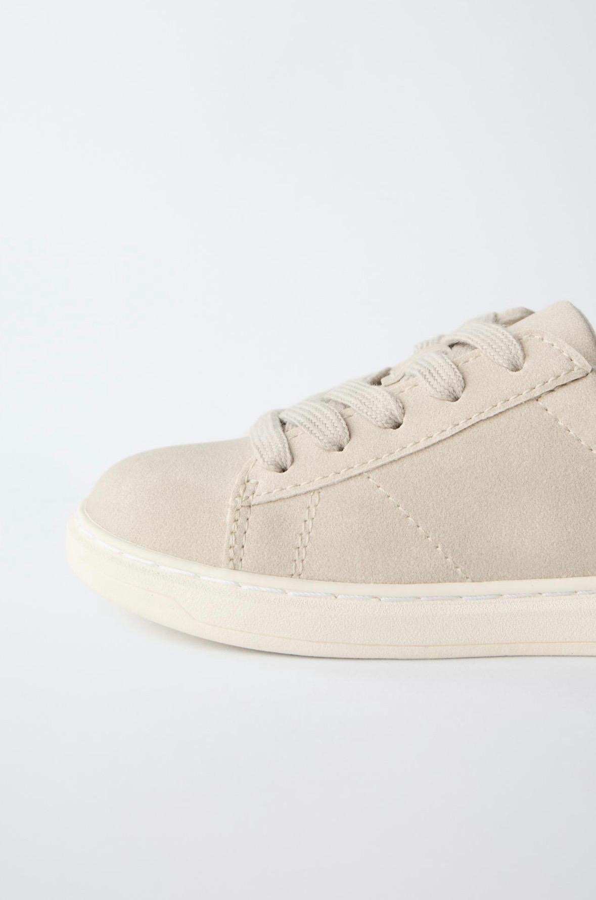 Baskets Souples En Suédine À Lacets Et Zip Zara pointure 28