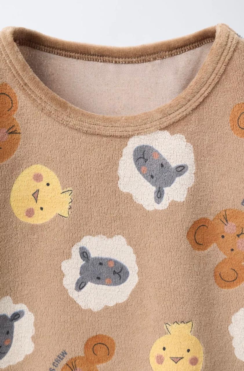 Pyjama Deux Pièces En Velours Imprimé Animaux Marron Zara