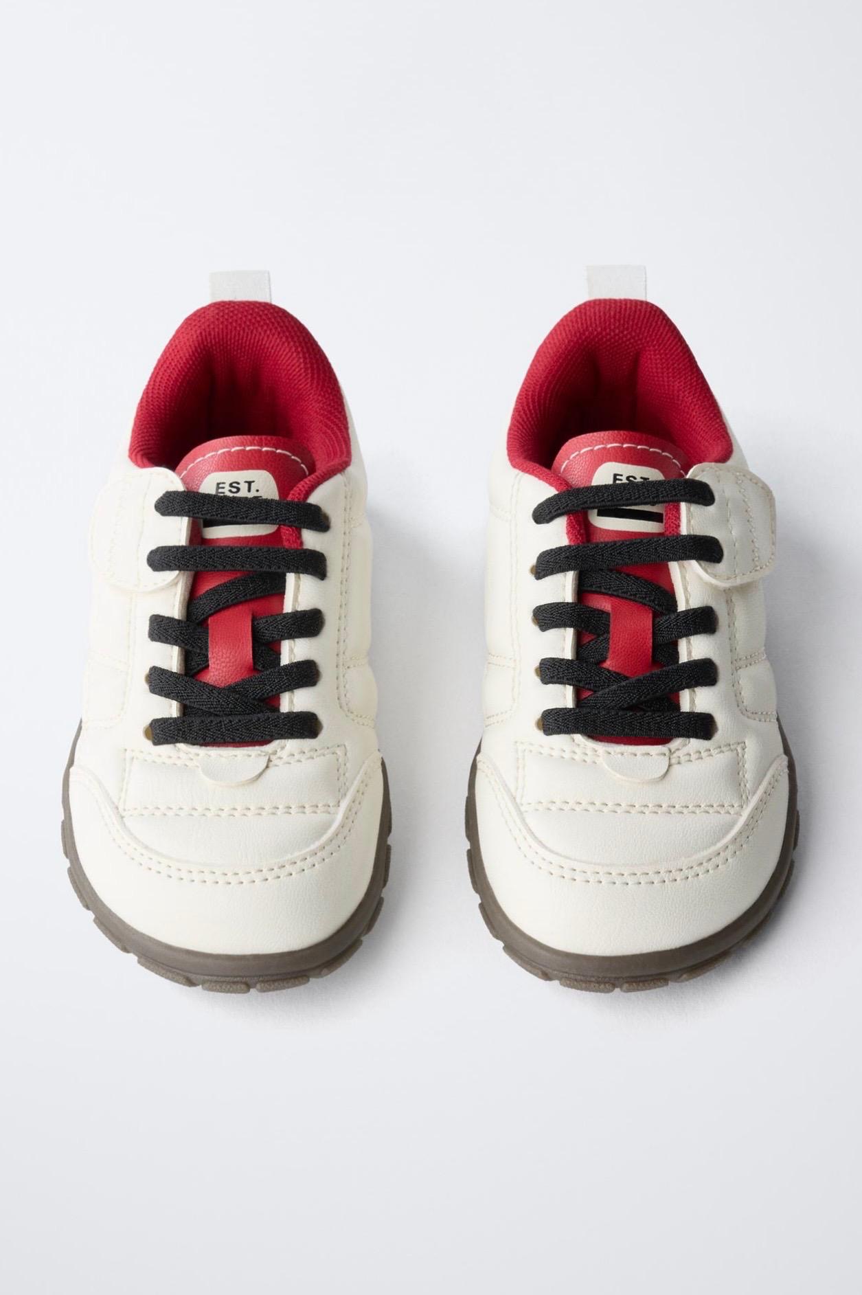 Baskets Barefoot À Lacets Élastiques Zara