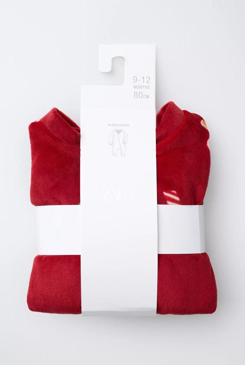 Grenouillère Pyjama En Velours Imprimé Sapins Et Biscuits De Noël Rouge Zara 9-12 mois 80cm