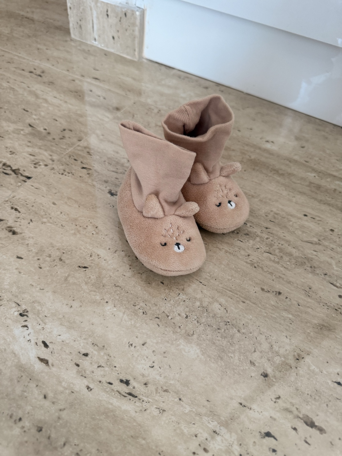 jolie chaussure bébé