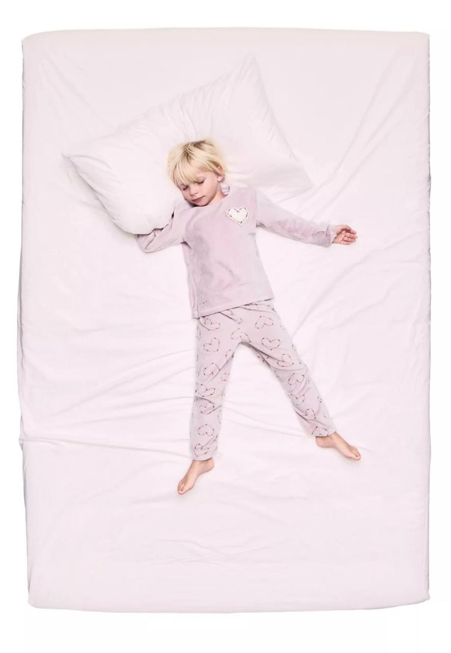 Pyjama Deux Pièces En Velours Poche Cœur Et Imprimé Fleuri Zara