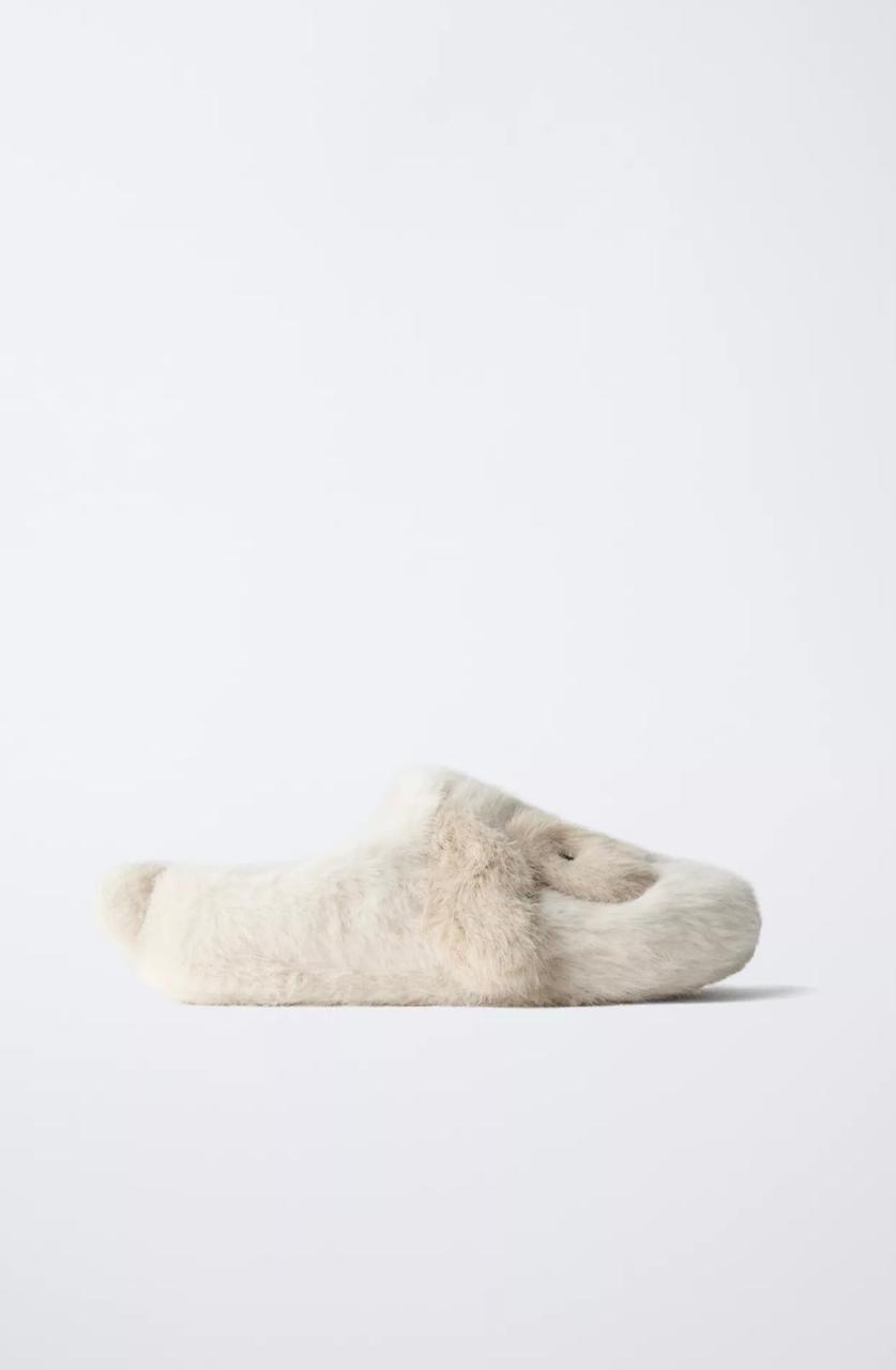 Chaussons claquettes D'Intérieur En Fausse Fourrure Motif Chiot Zara