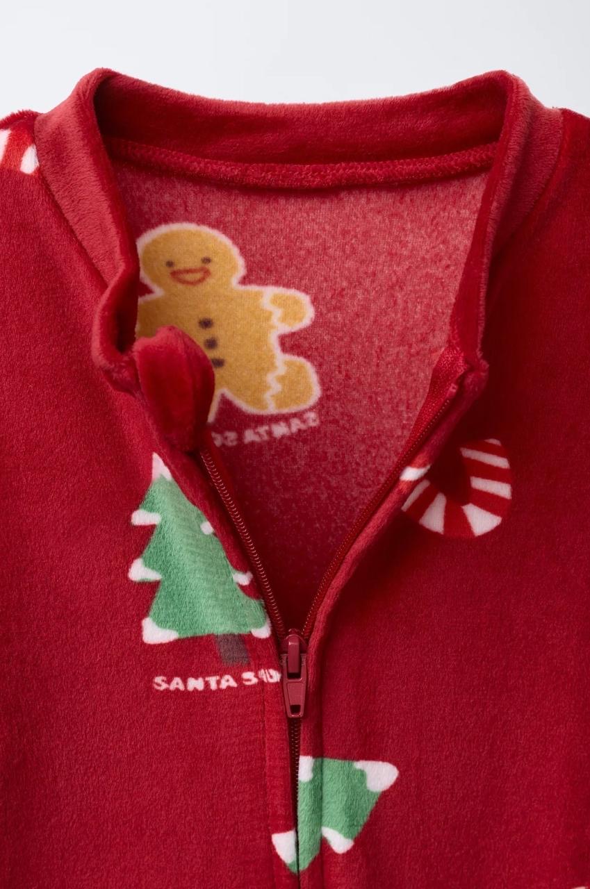 Grenouillère Pyjama En Velours Imprimé Sapins Et Biscuits De Noël Rouge Zara 9-12 mois 80cm
