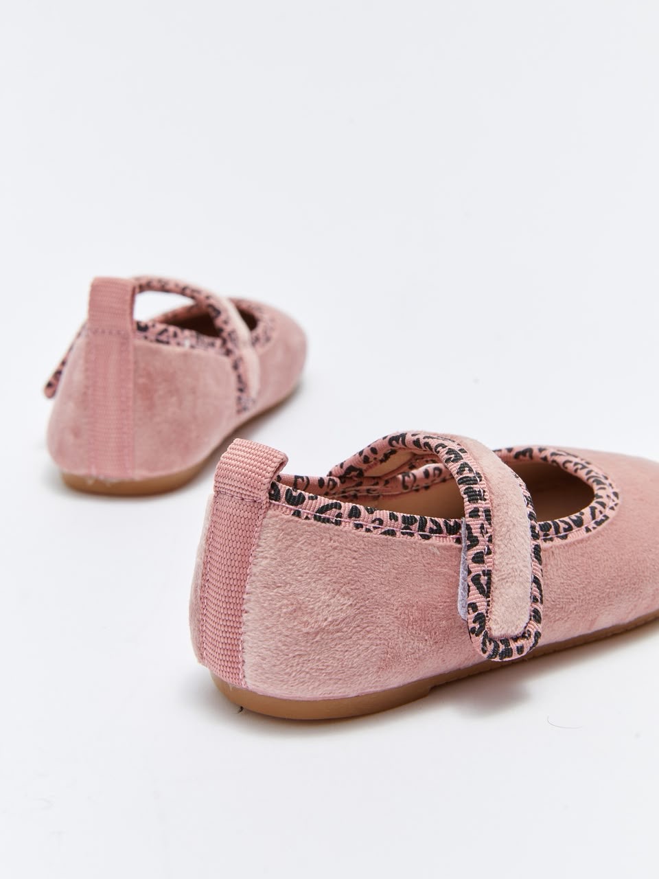 Ballerines Souples À Scratch Velours Rose Liseré Léopard LC Waikiki pointure 27