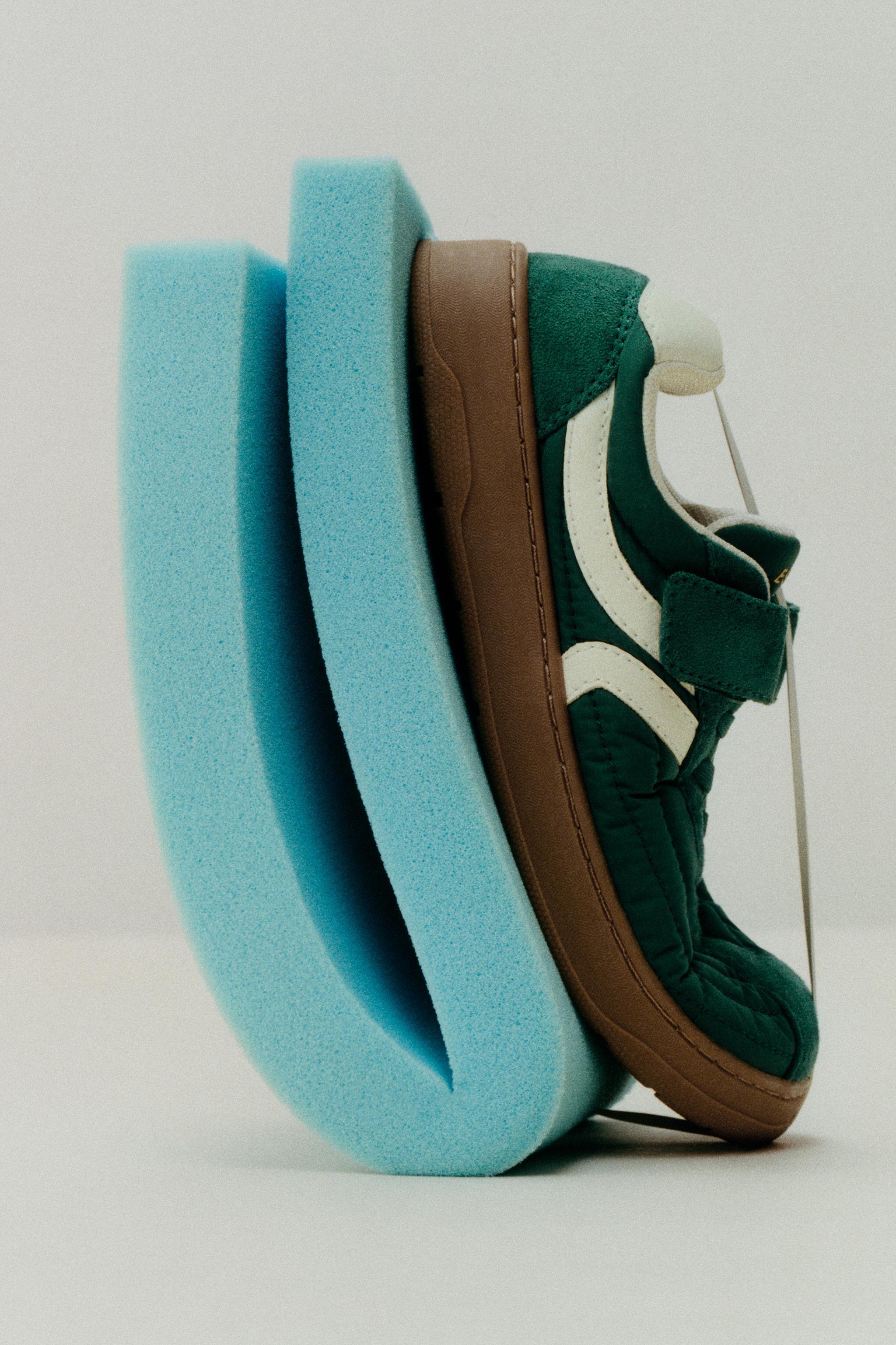 Baskets Barefoot Style Rétro En Suédine À Scratch Vert Zara