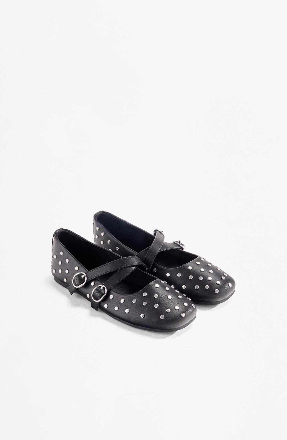 Ballerines À Clous Et Brides Croisées Noir Lefties